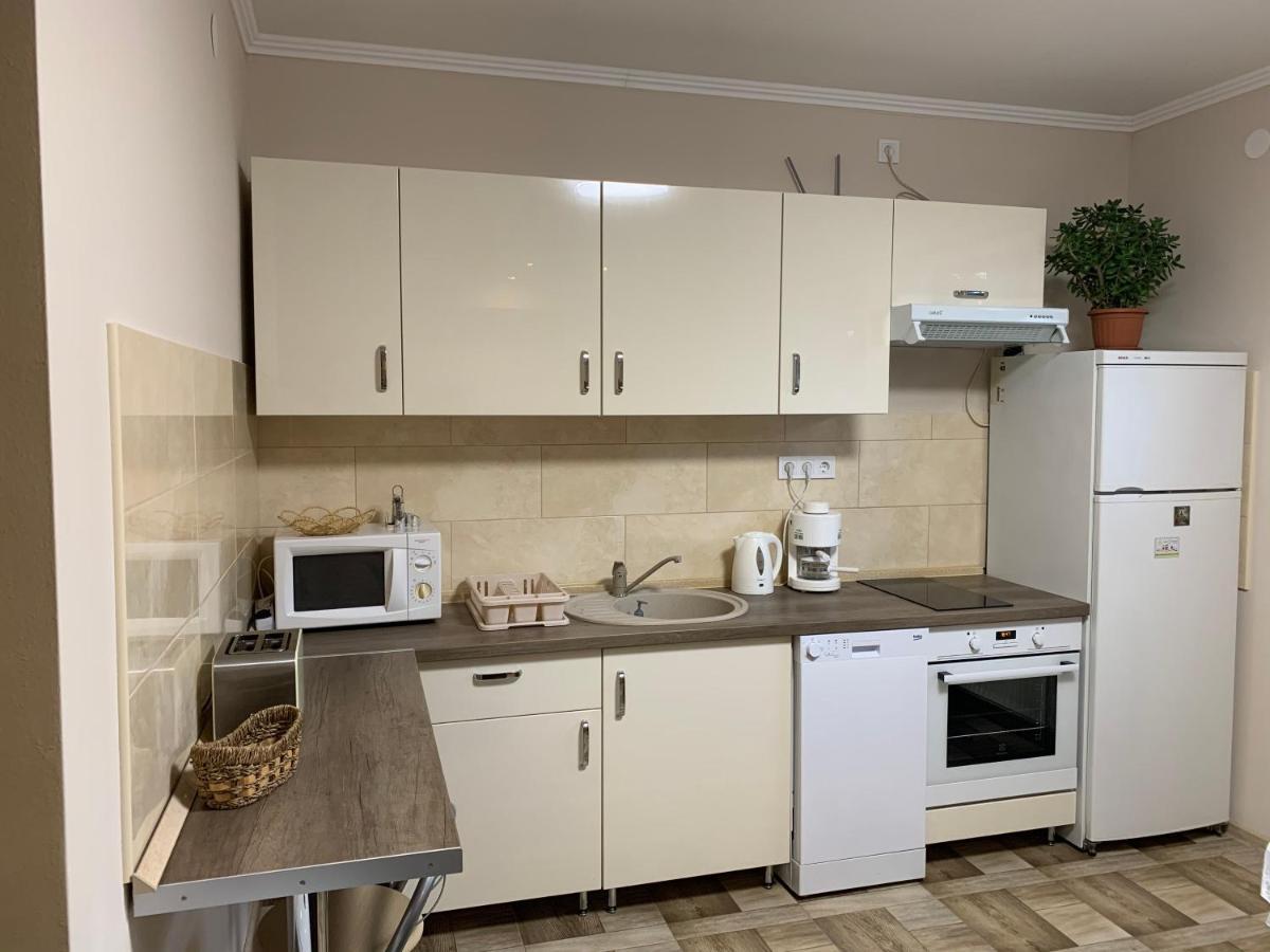 Gazlang Apartman ハイデゥソボスロー エクステリア 写真
